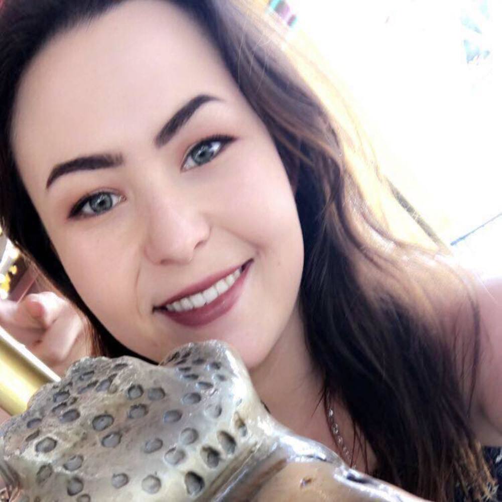 Meet your Posher, Isabelle